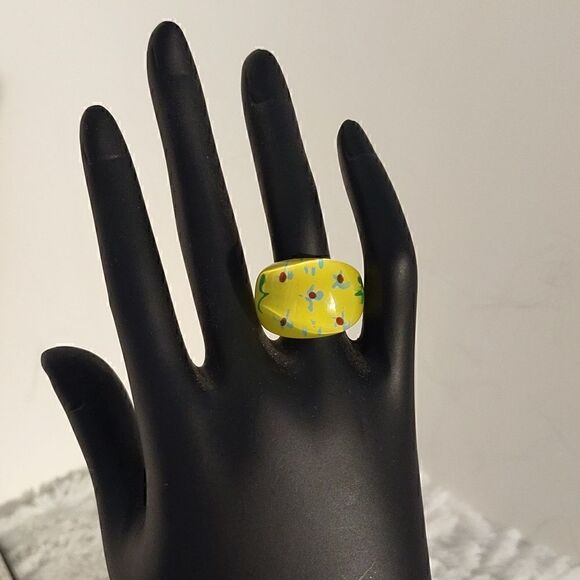 Lucite Yellow Bubble Ring   - Picture 1 of 6